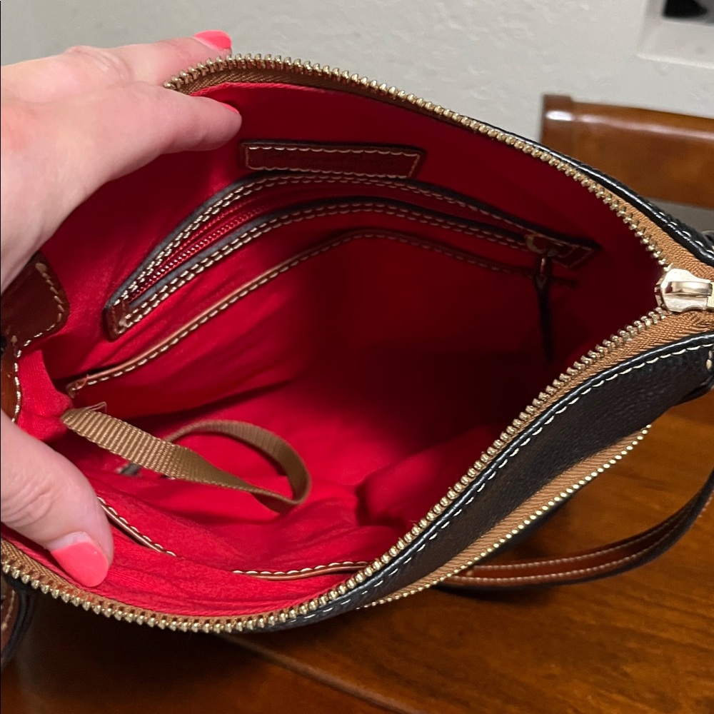 Dooney & Bourke Black Tan Messenger Bag with coin purse - Picture 4 of 11